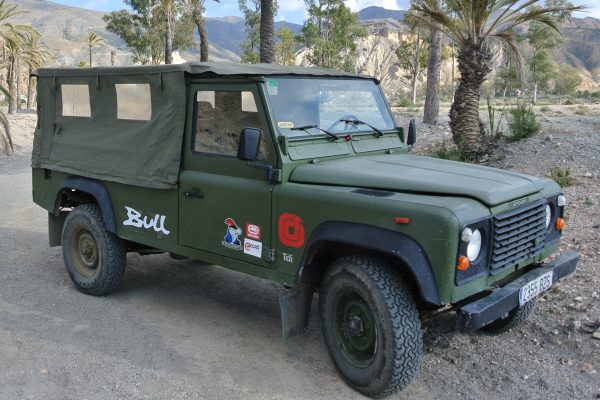 Land Rover Defender militaria (1988)
